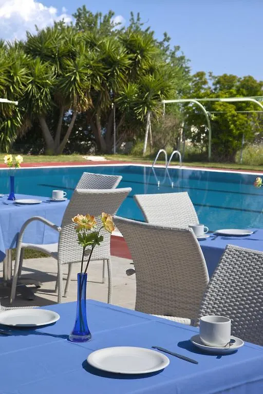 ליקסורי Palatino Hotel