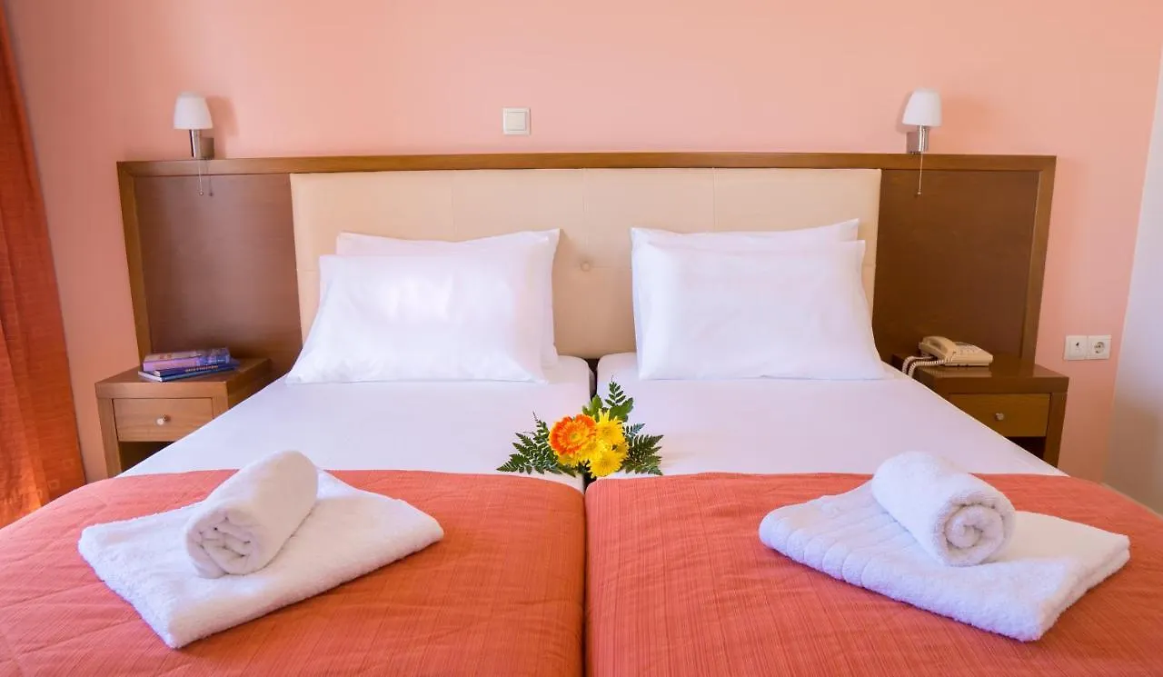 ליקסורי Palatino Hotel