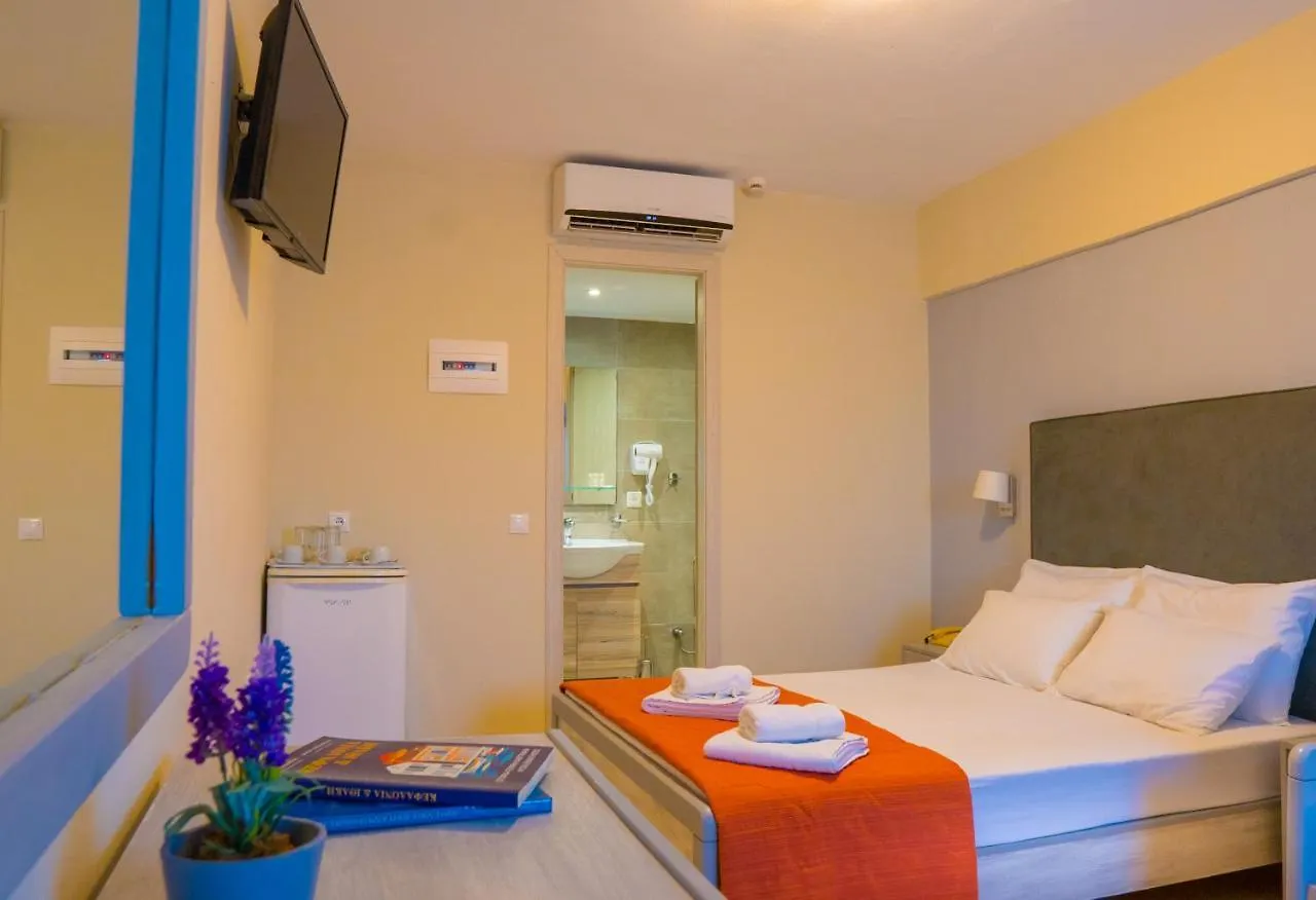 ליקסורי Palatino Hotel