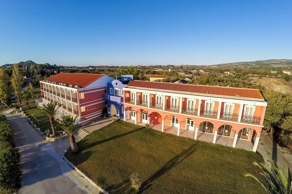 ליקסורי Palatino Hotel 3*,