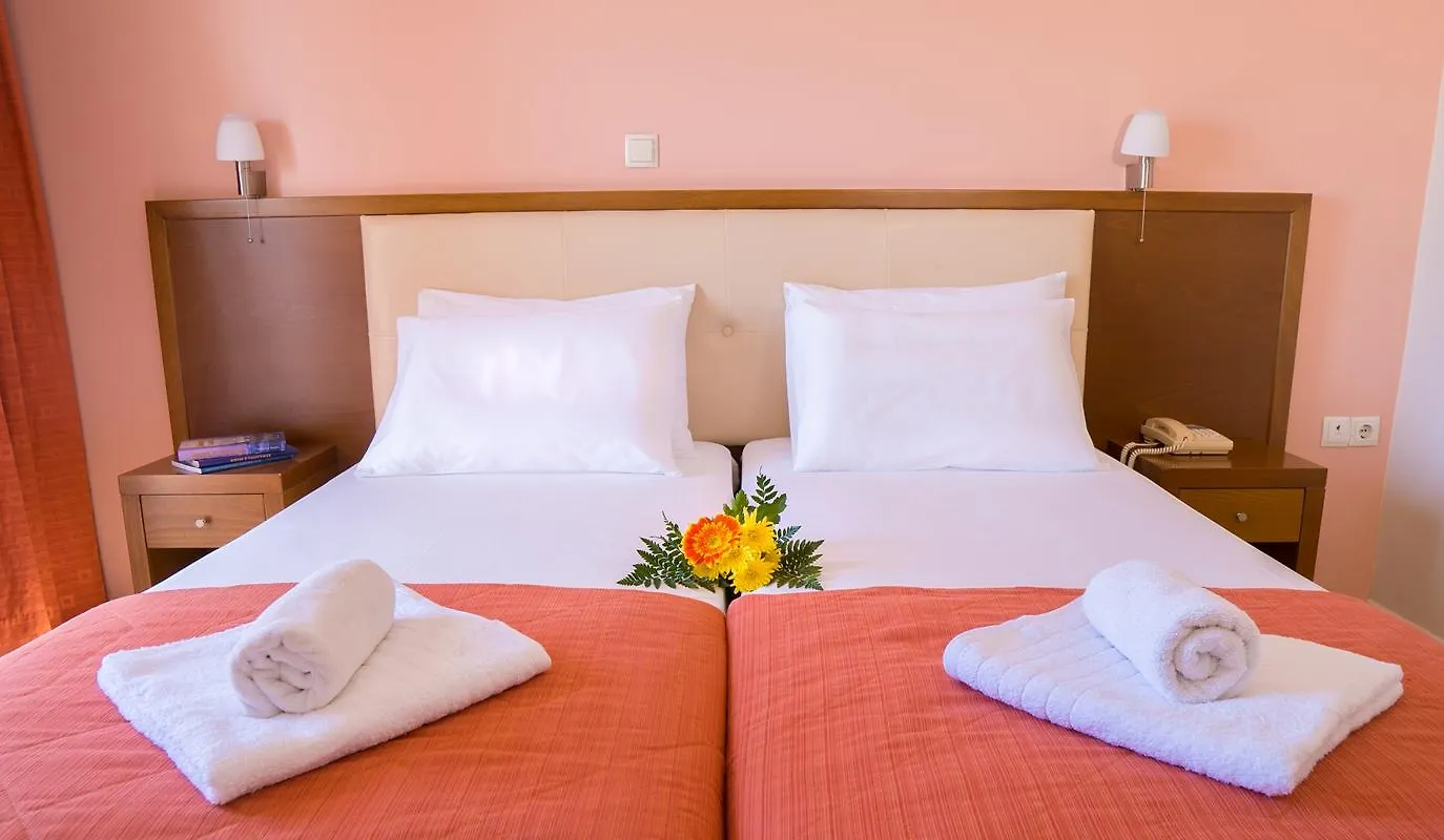 ליקסורי Palatino Hotel
