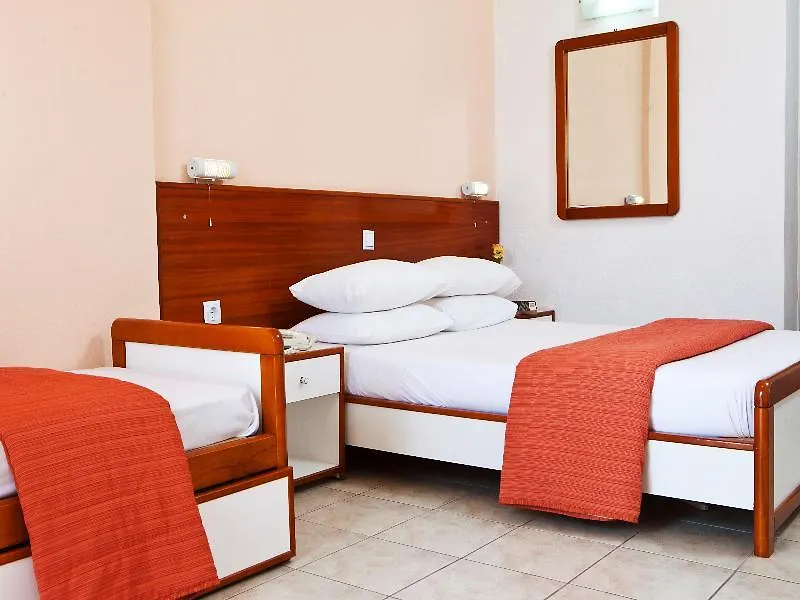ליקסורי Palatino Hotel יוון