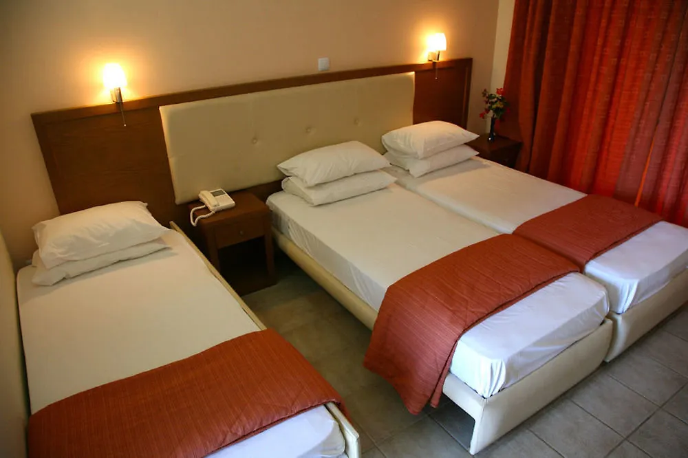 ליקסורי Palatino Hotel